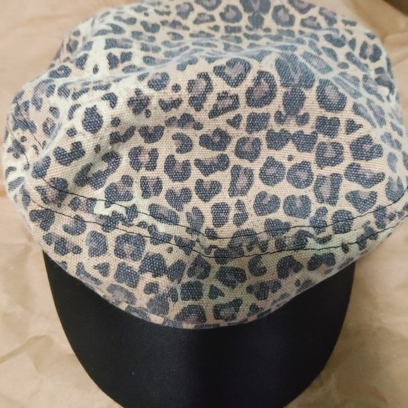 Topshop Accessories - Leopard ballcap